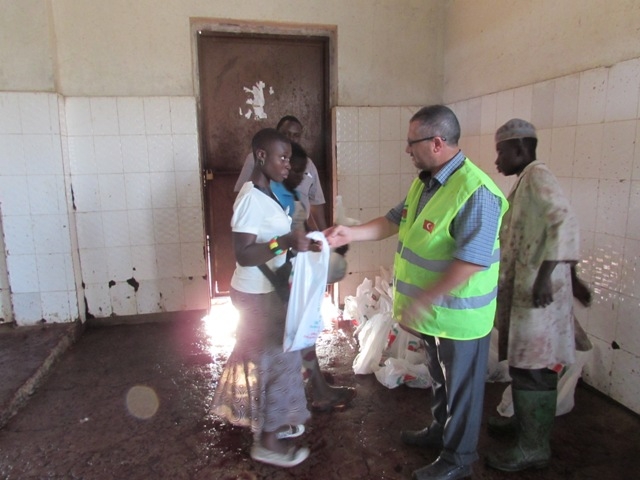 TANZANYA DA KURBAN KESİMİ..-15