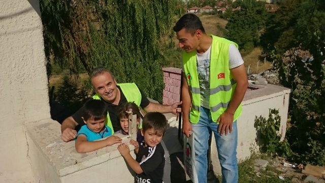 NAKDİ YARDIMLARDA BULUNDUK..-12