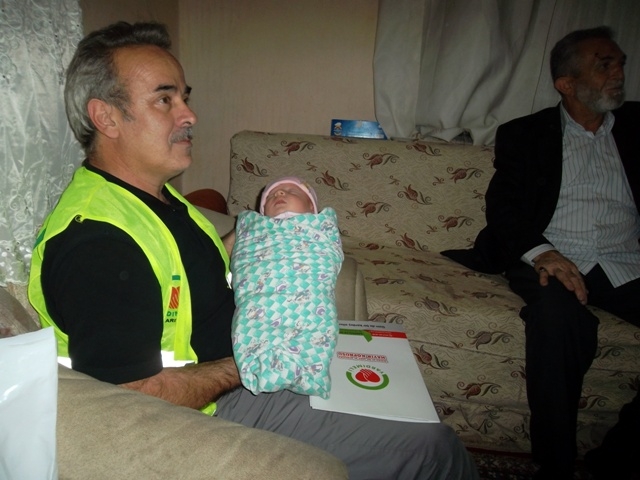 NAKDİ YARDIMLARDA BULUNDUK..-4