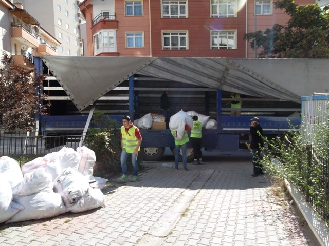 “HAYIR KERVANI” TIRI KİLİS’TEKİ İHTİYAÇ SAHİPLERİNE GÖNDERİLDİ-4