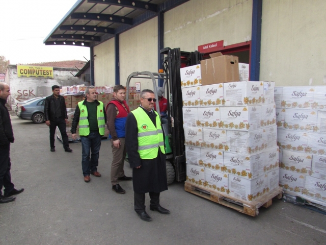 TERÖR MAĞDURU KARDEŞLERİMİZE HAYIR KÖPRÜSÜ OLDUK-3