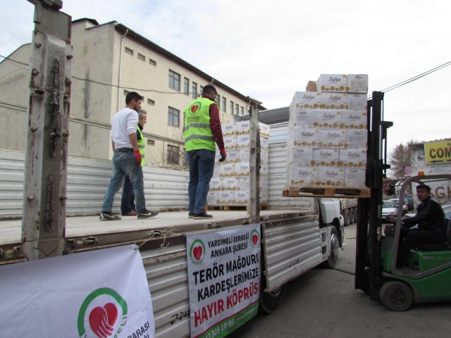 TERÖR MAĞDURU KARDEŞLERİMİZE HAYIR KÖPRÜSÜ OLDUK-5