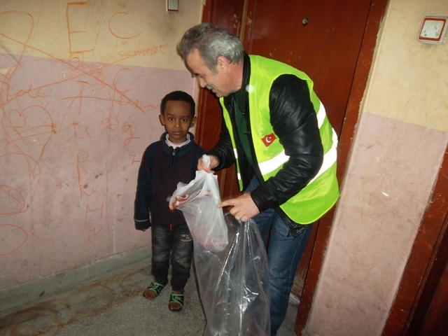 ADAK KURBANLARI KESİMİ DEVAM EDİYOR-11