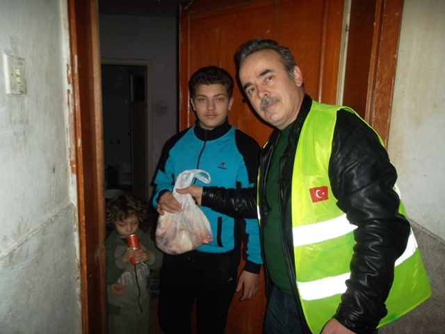 ADAK KURBANLARI KESİMİ DEVAM EDİYOR-14