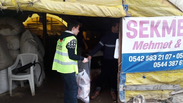 ADAK KURBANLARI KESİMİ DEVAM EDİYOR-5