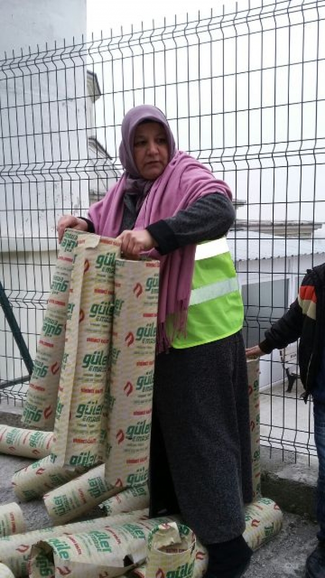 GÖNÜLLÜLERİMİZLE ÇOCUKLARI SEVİNDİRDİK.-18