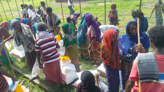 HABEŞİŞTAN’A GIDA PAKETLERİ ULAŞTIRILDI.-5