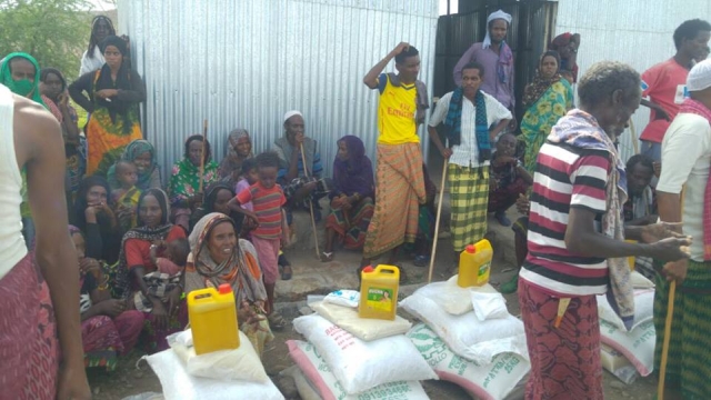 HABEŞİŞTAN’A GIDA PAKETLERİ ULAŞTIRILDI.-8